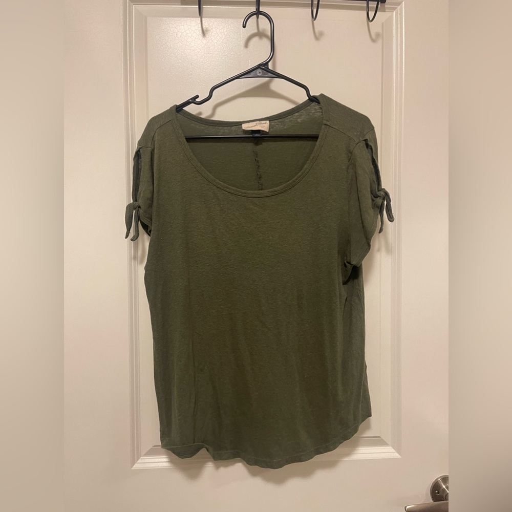 Green shirt